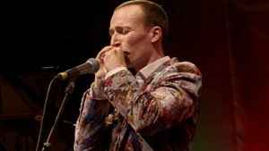 Diatonic harmonica mit Konstantin Reinfeld – FEN MASTER WORKSHOPS